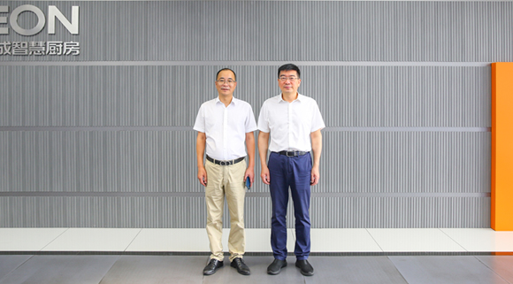浙江省市場(chǎng)監(jiān)督管理局副局長(zhǎng)章一文一行蒞臨科恩考察指導(dǎo)！